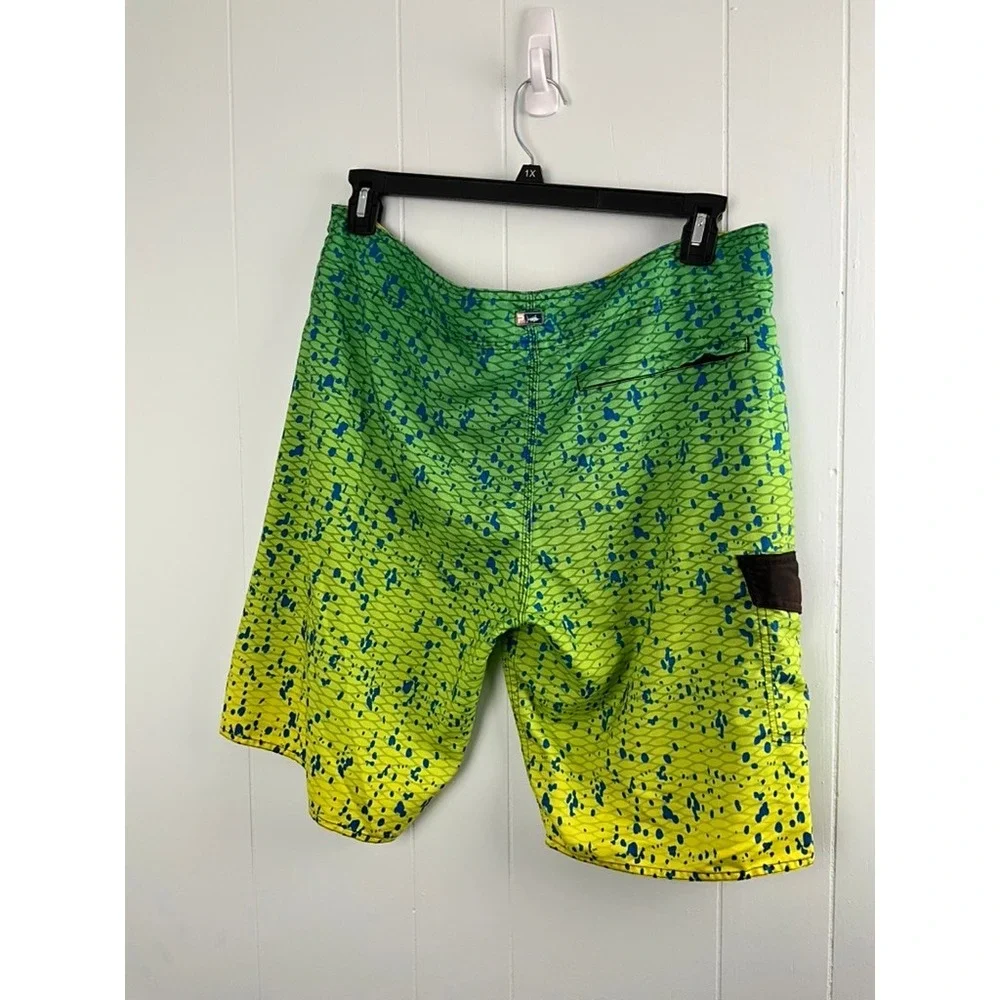 Pelagic Mens Dorado Mahi Mahi Fish Scale Board Shorts Green Yellow‎ Size 36